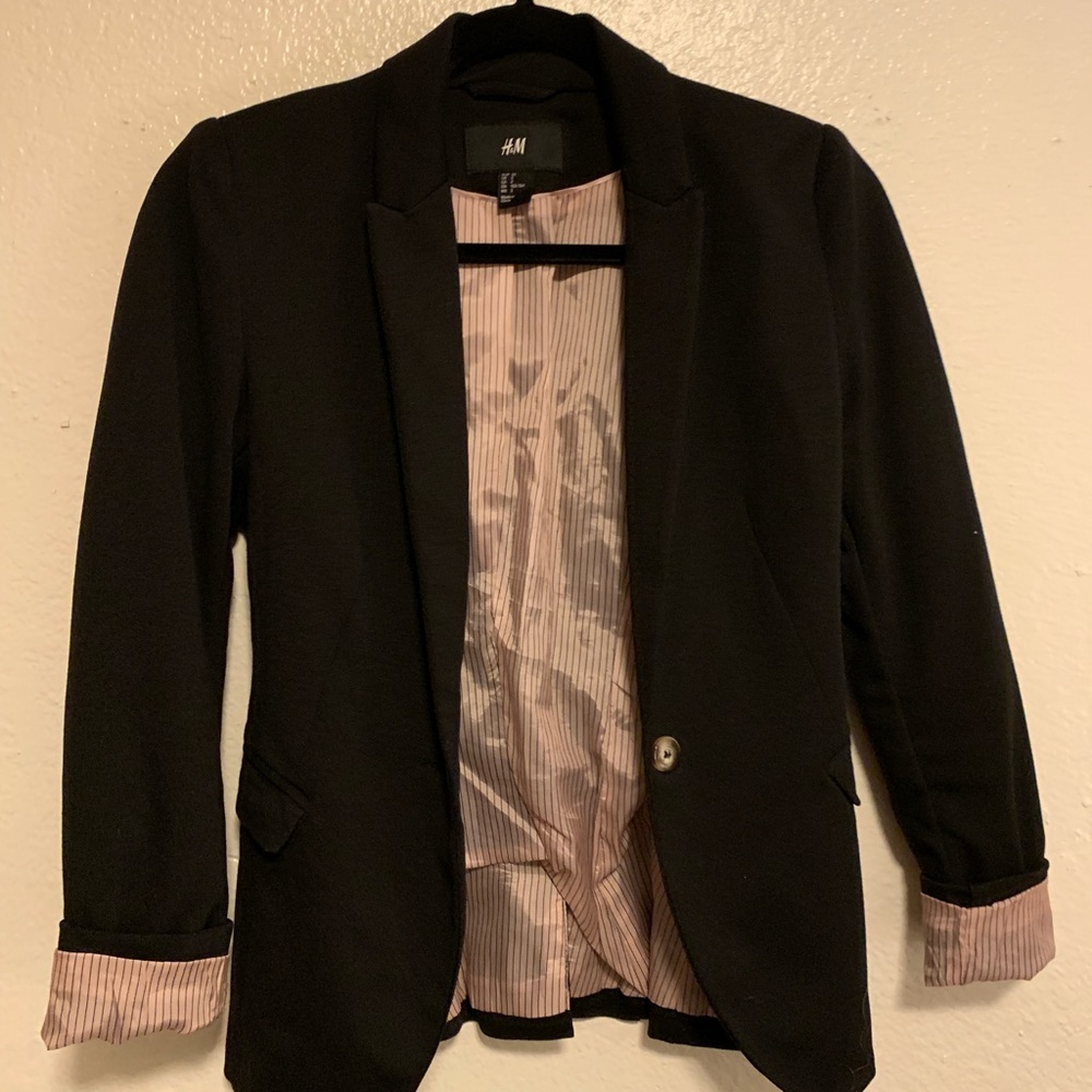Black blazer pink satin lining size US 2